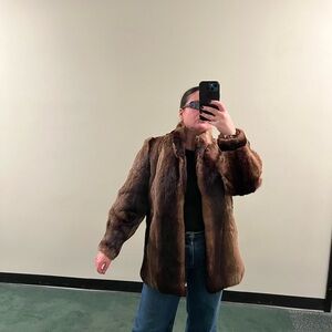 Elegant Women's 100% Genuine Fur Coat sourced in Paris